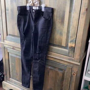 New black distressed jegging